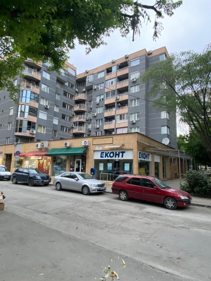 Iva Luxury Apartament Ruse Zewnętrze zdjęcie